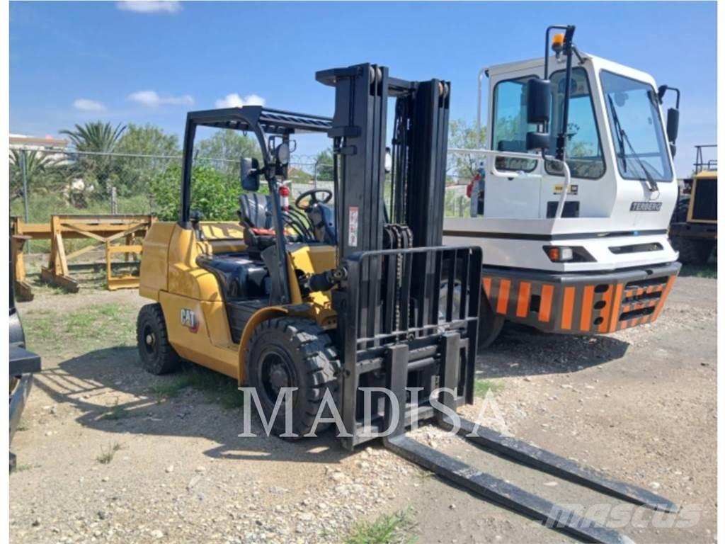 CAT LIFT TRUCKS DP50CNM Dizelski viličarji