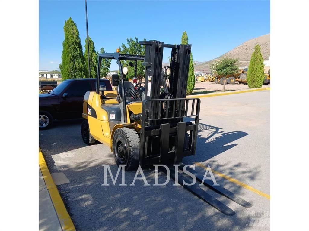 CAT LIFT TRUCKS DP50NM Dizelski viličarji
