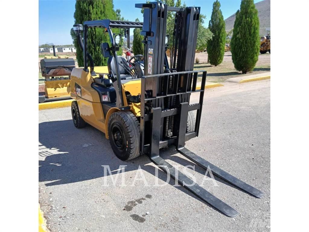 CAT LIFT TRUCKS DP50NM1 Dizelski viličarji