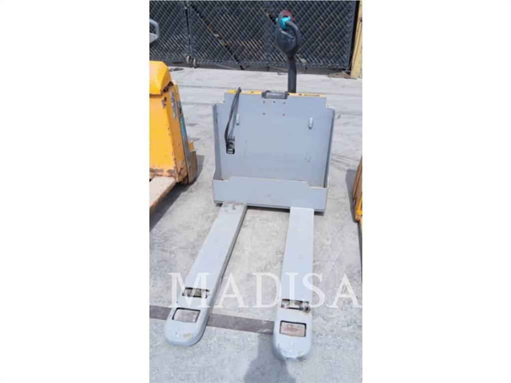 CAT LIFT TRUCKS EJE120E Skiderji