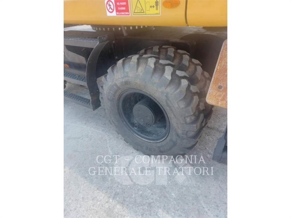 CAT M314 Bagri na kolesih