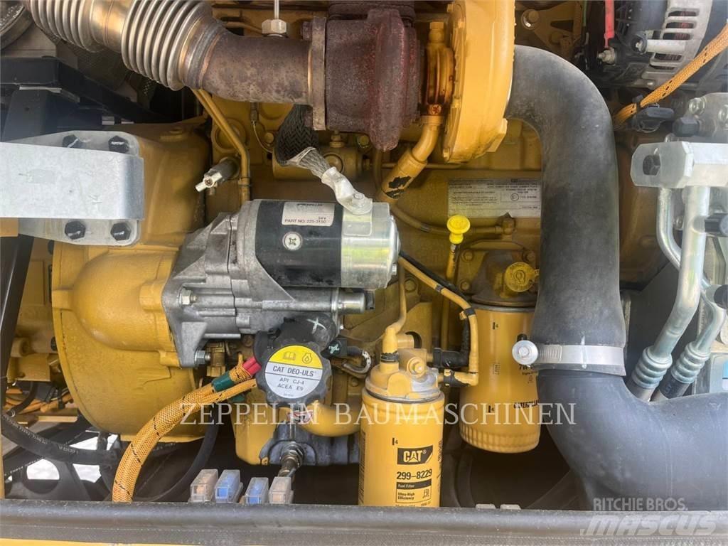 CAT M315D Bagri na kolesih