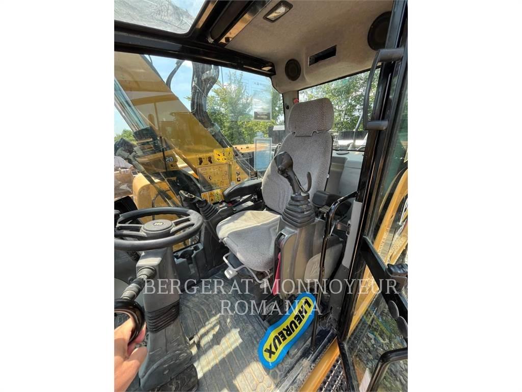 CAT M315F Bagri na kolesih