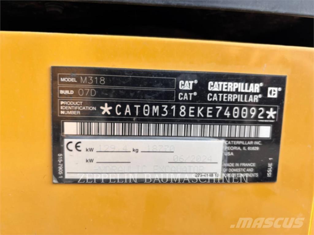 CAT M318-07A Bagri na kolesih