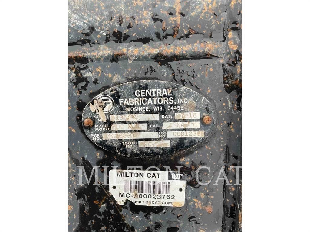 CAT M318F Bagri na kolesih