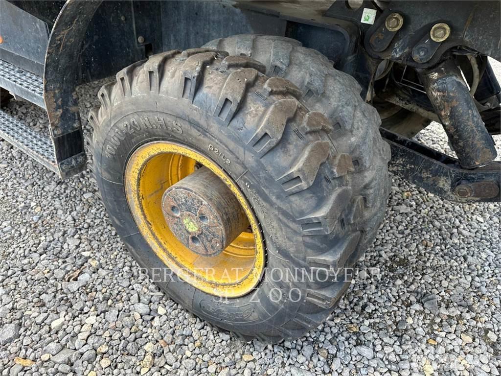 CAT M318F Bagri na kolesih