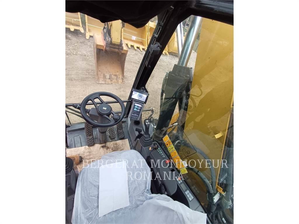 CAT M318F Bagri na kolesih