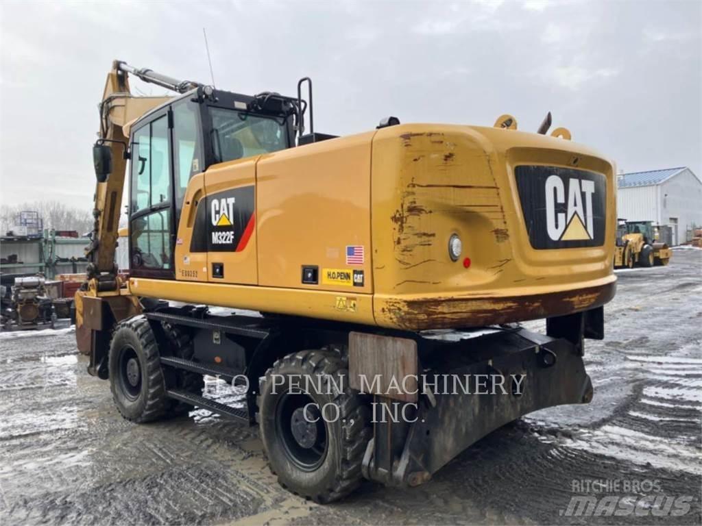 CAT M322F Bagri na kolesih