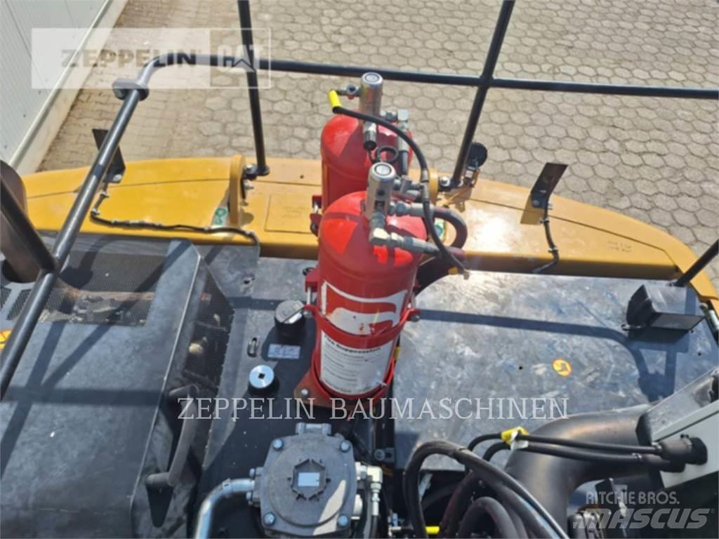 CAT MH3022-06C Rušilni bagri