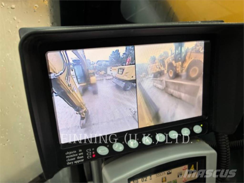 CAT MH3024 Rušilni bagri