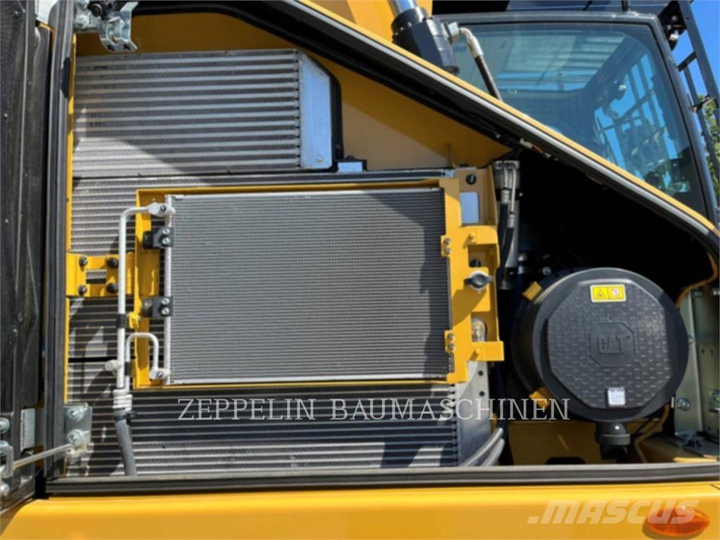 CAT MH3024-07A Rušilni bagri