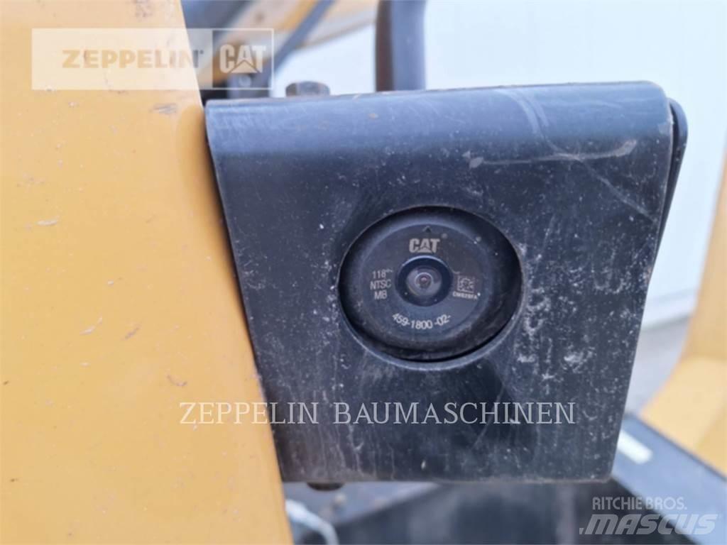 CAT MH3026-06C Rušilni bagri