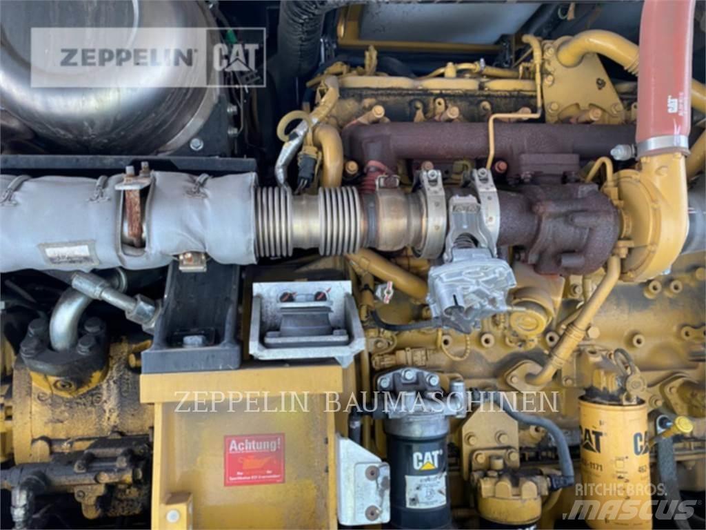 CAT MH3026-06C Rušilni bagri