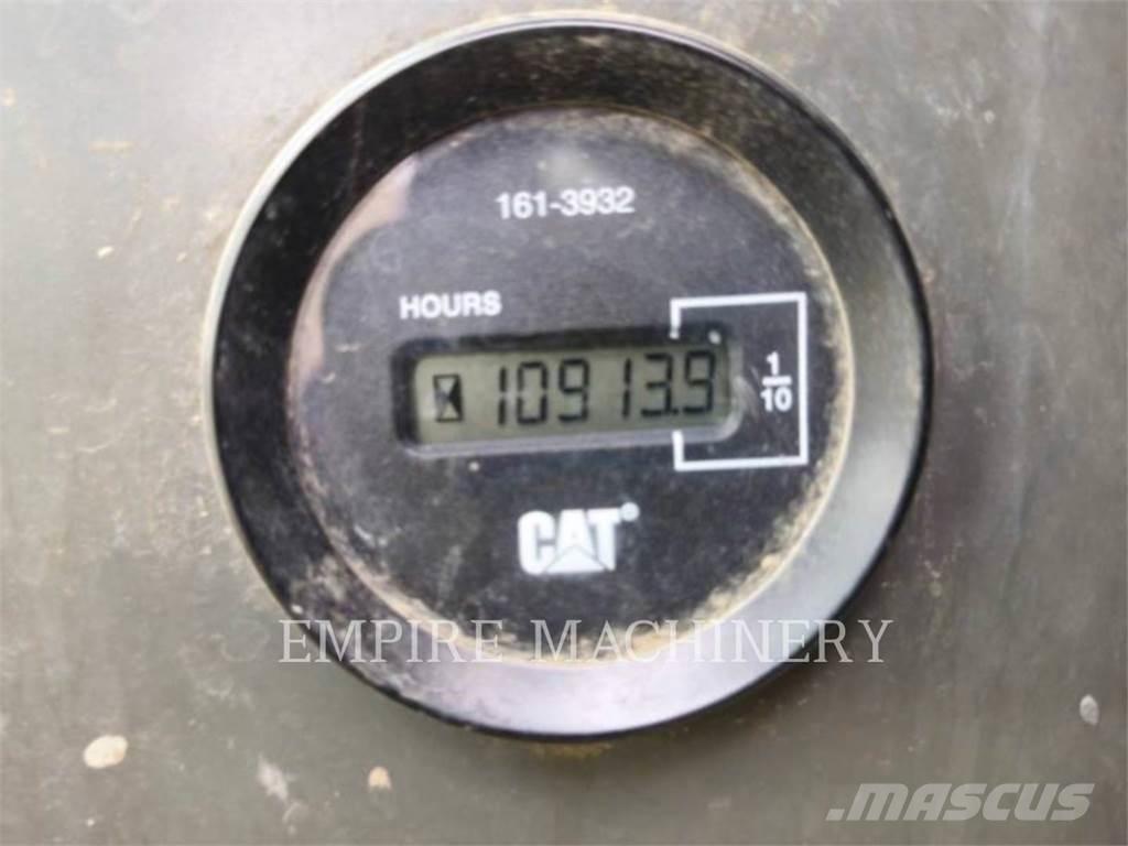 CAT MH3059 Bagri goseničarji