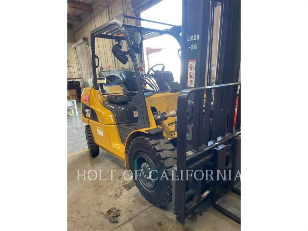 CAT MITSUBISHI DP45N1 Dizelski viličarji