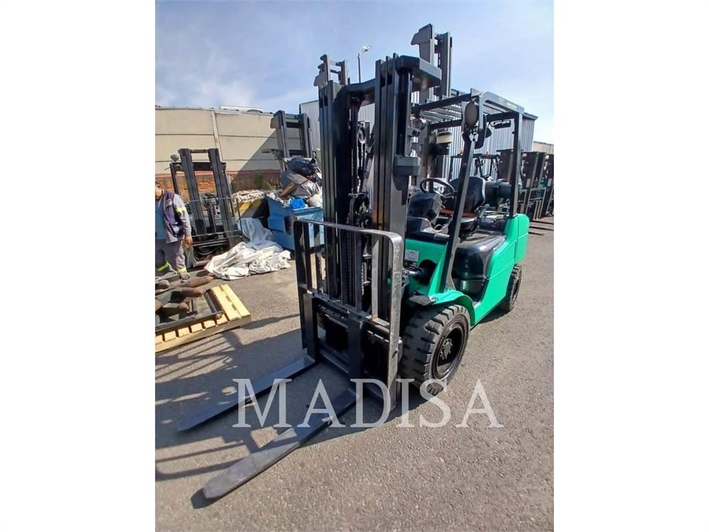 CAT MITSUBISHI FG30N-LP Viličarji - drugo