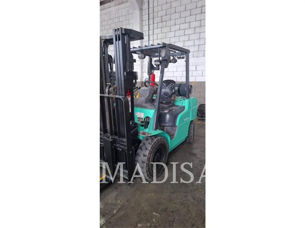 CAT MITSUBISHI FG30N-LP Viličarji - drugo