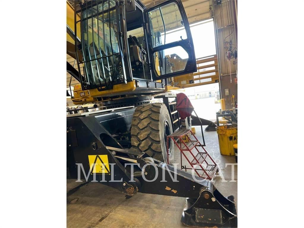 CAT MULTIDOCKER CH600 Rušilni bagri
