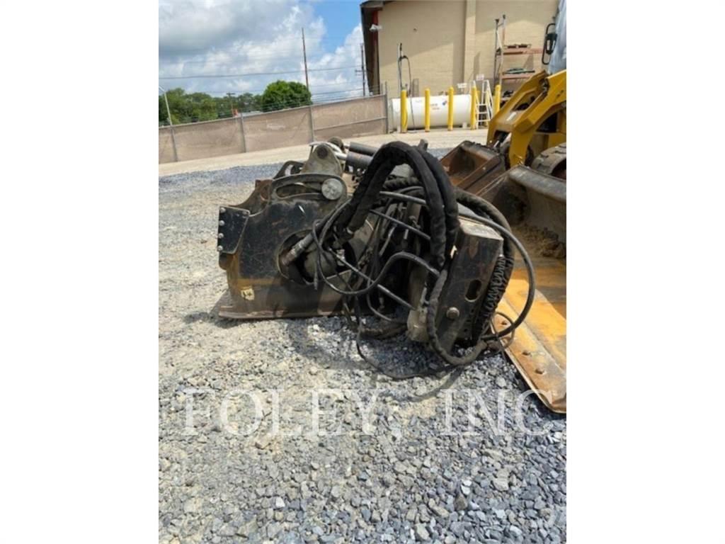 CAT PC206 Ravnalniki