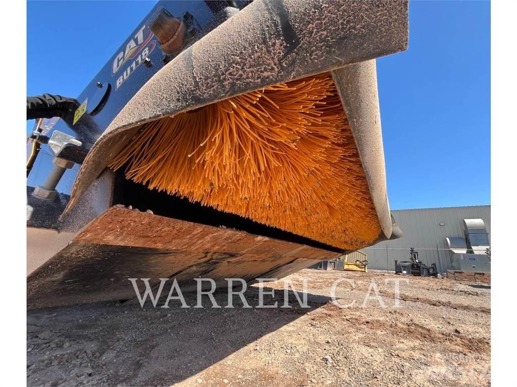 CAT PICK-UP SWEEPER Metle