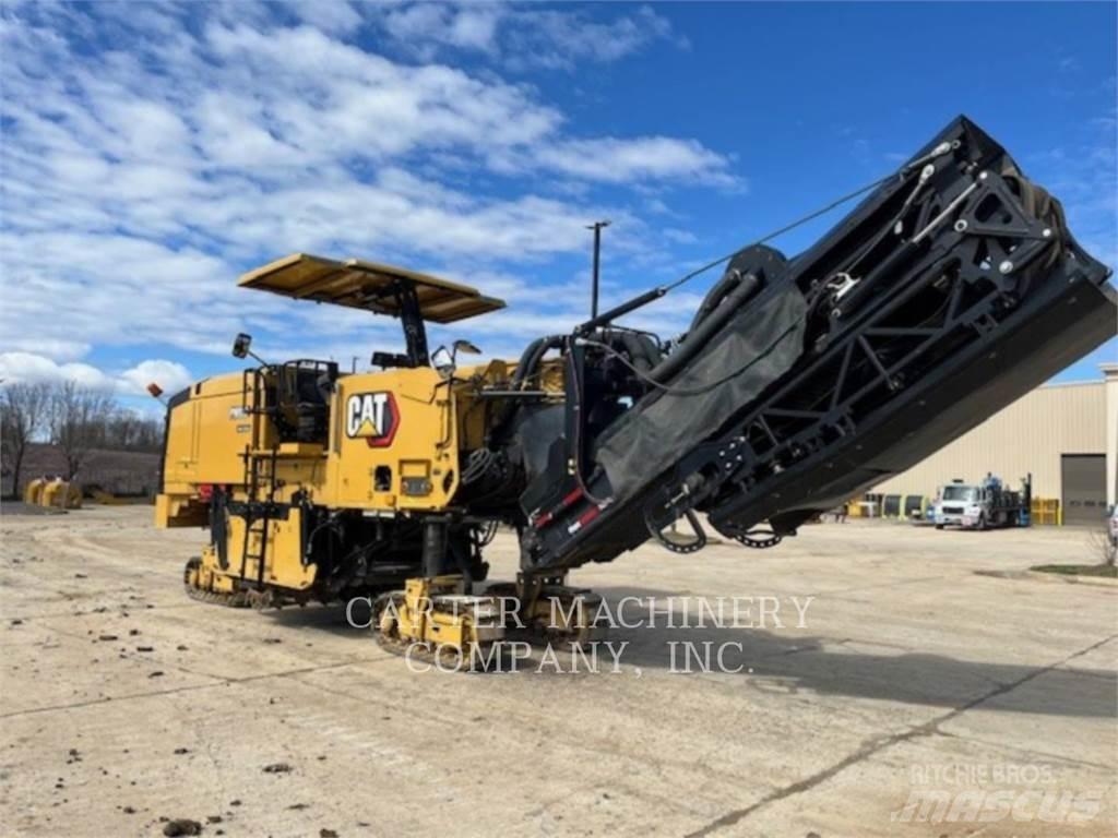 CAT PM822 Freze za asfalt