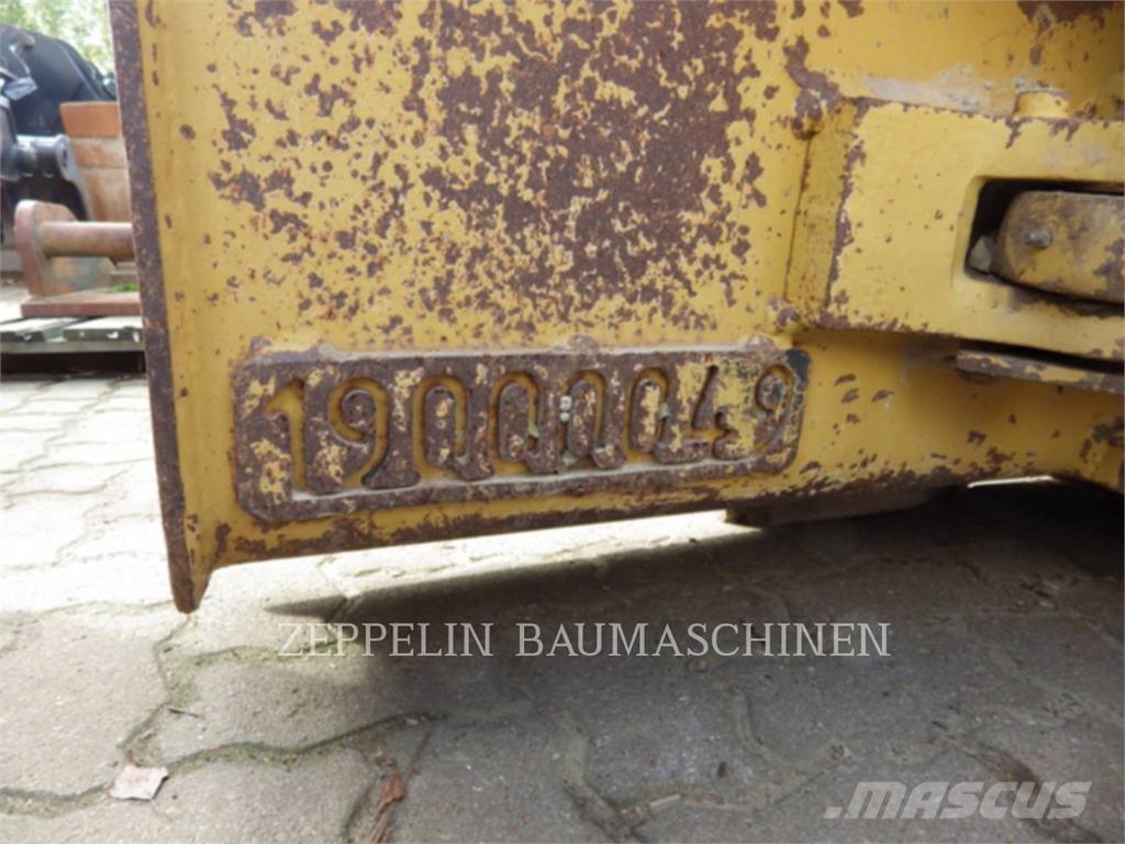 CAT PRIM.-PROD KOMPONENT Freze za kopanje jarkov Trenčerji