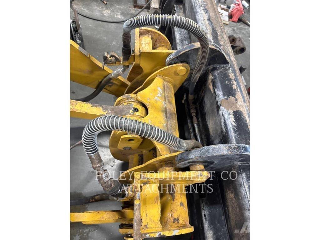 CAT QC930MT Kolesni nakladalci
