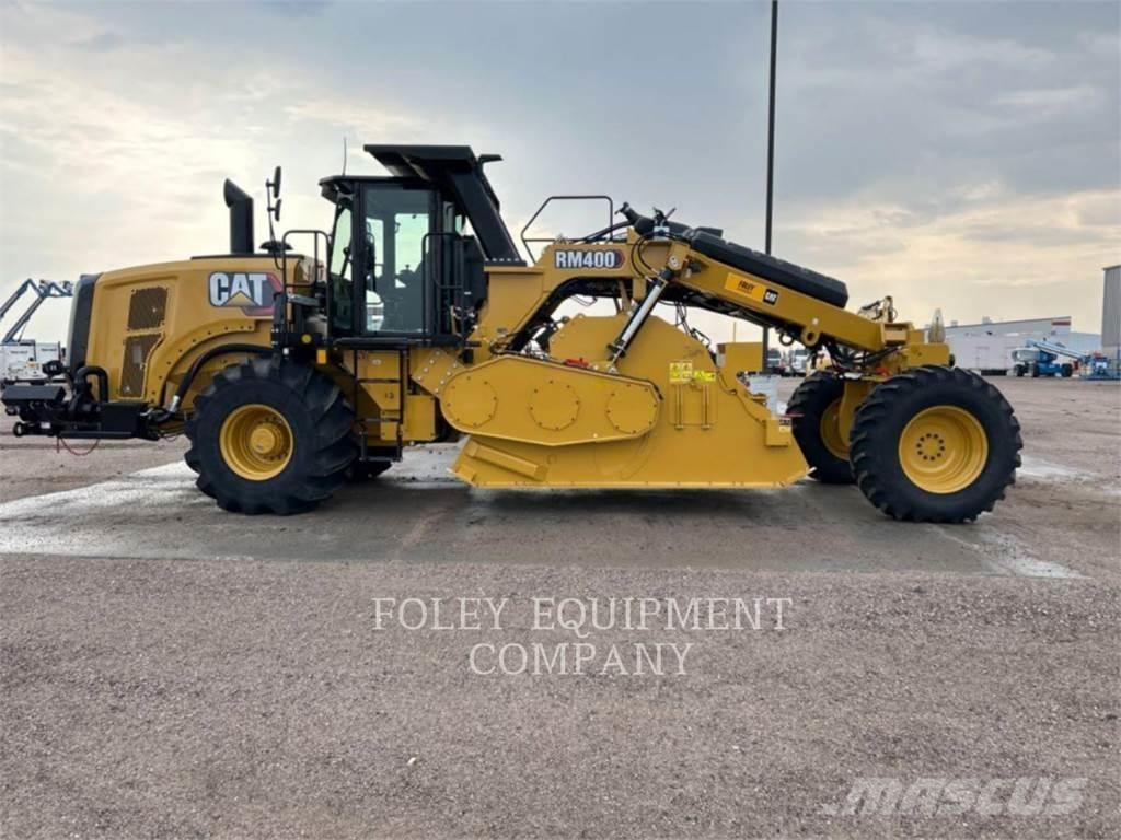 CAT RM400-01 Asfaltni finišerji