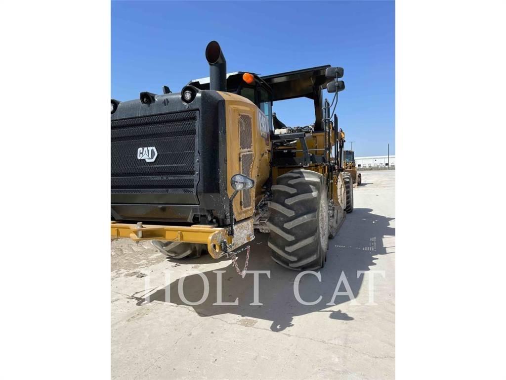 CAT RM400 CAB Stroji za recikliranje asfalta