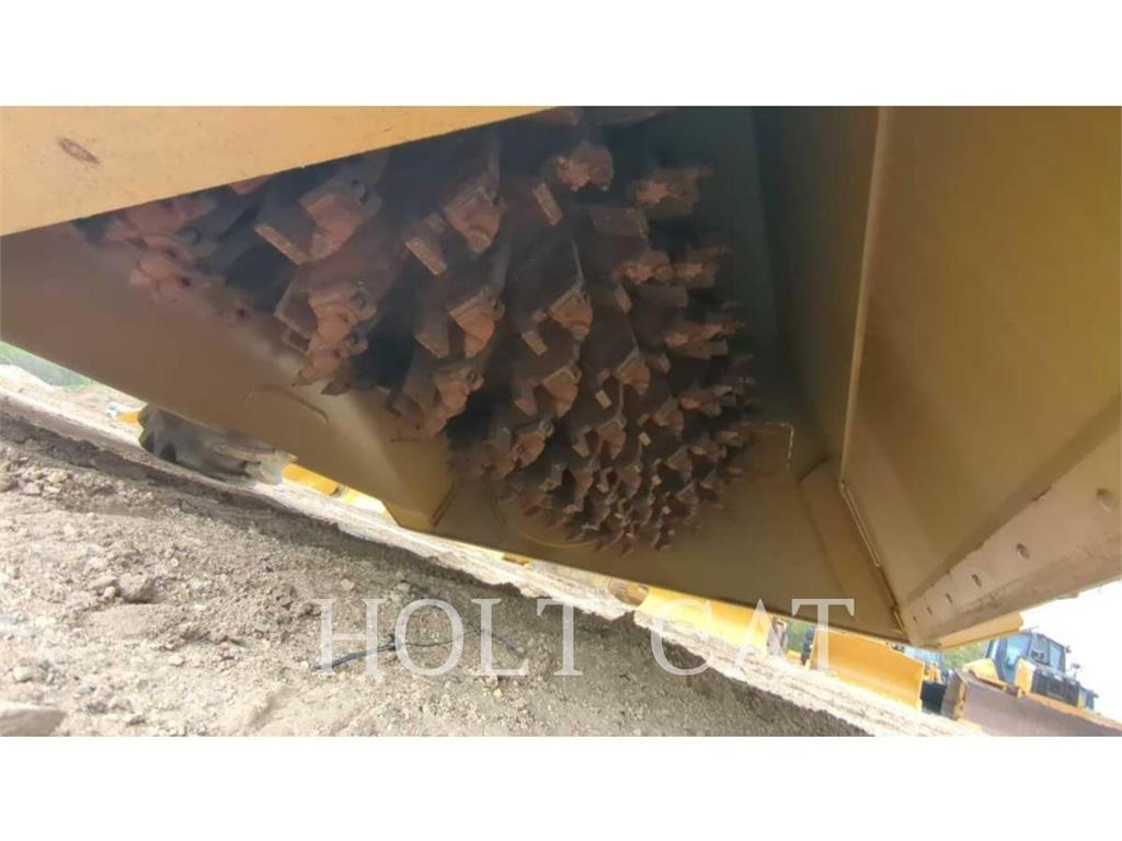 CAT RM400 CAB Stroji za recikliranje asfalta