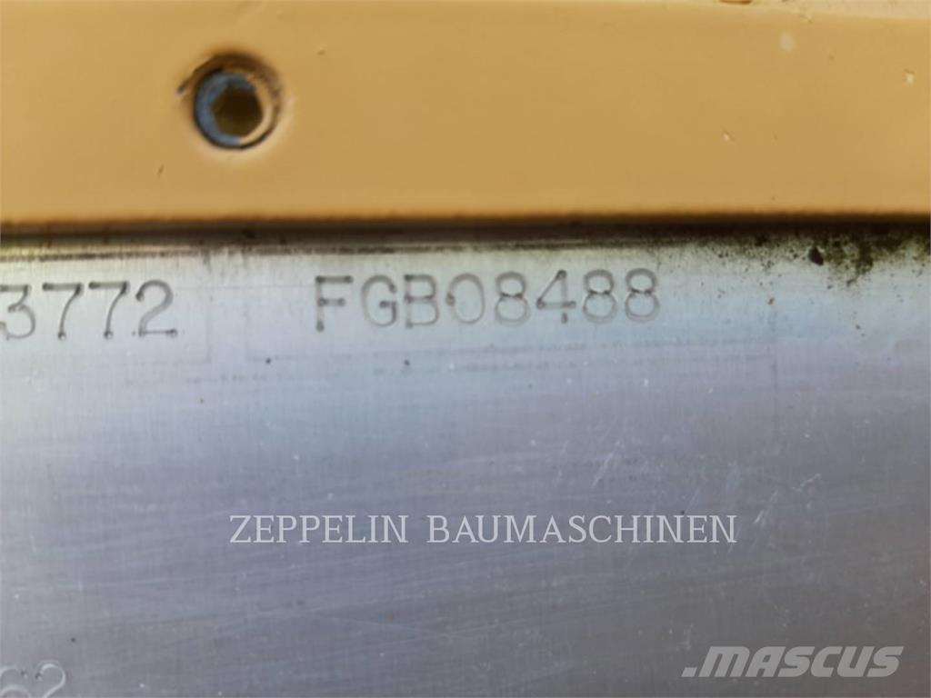 CAT SCHAUFEL CAT 966MXE Žlice