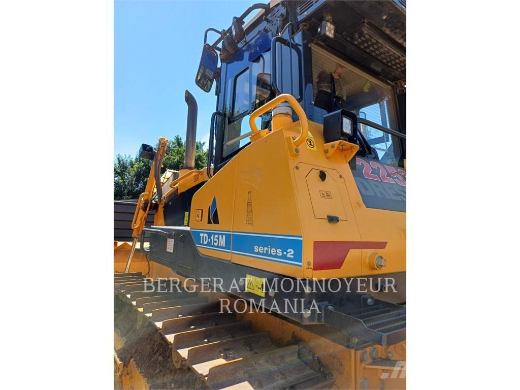 CAT TD-15M Buldožerji goseničarji