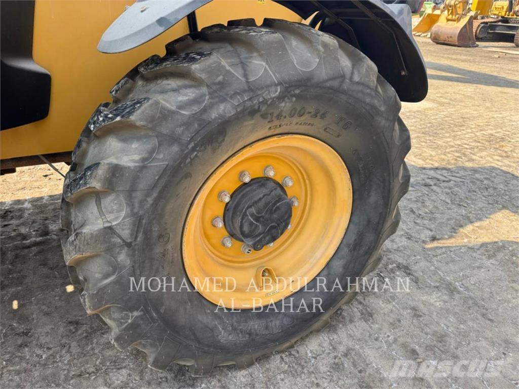 CAT TH417C Teleskopski viličarji