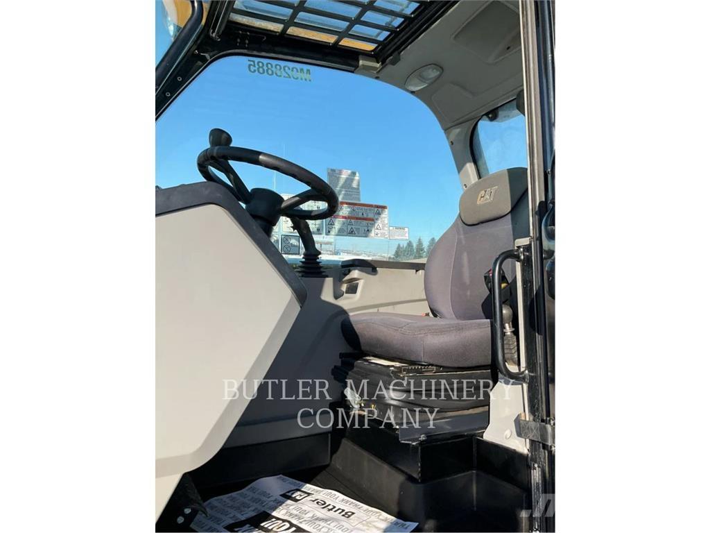 CAT TH514D Teleskopski viličarji