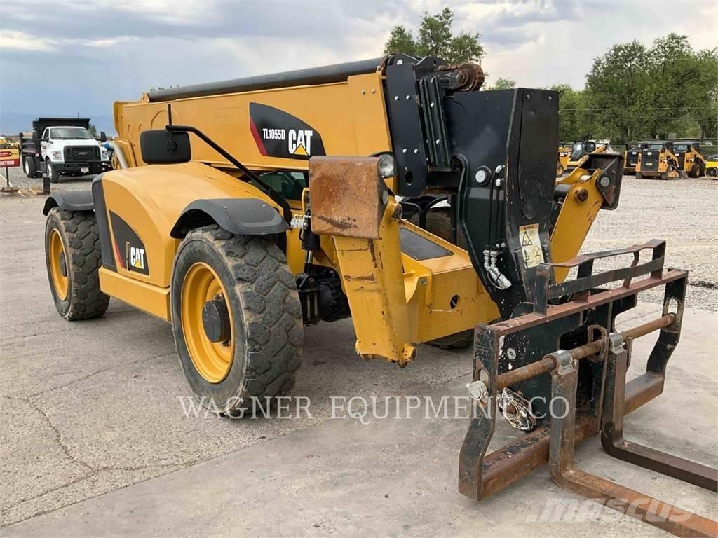 CAT TL1055D Teleskopski viličarji