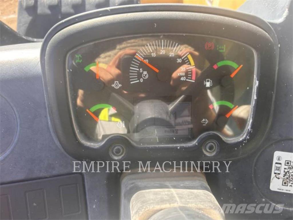 CAT TL1055D Teleskopski viličarji