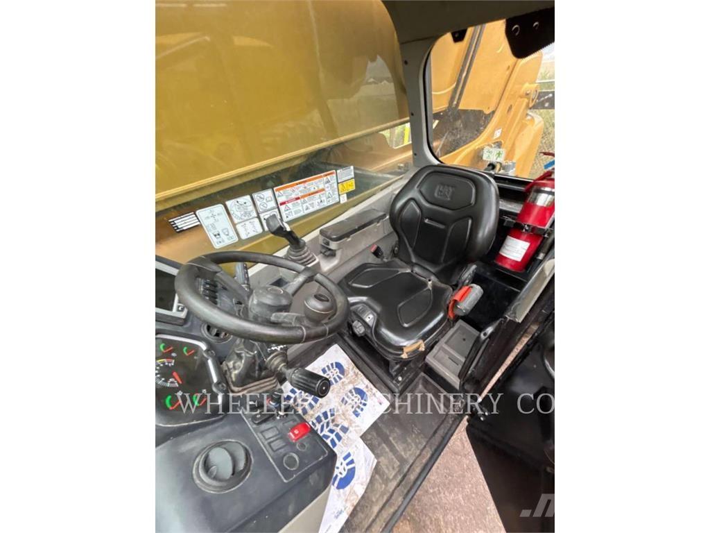 CAT TL1255-05 Teleskopski viličarji