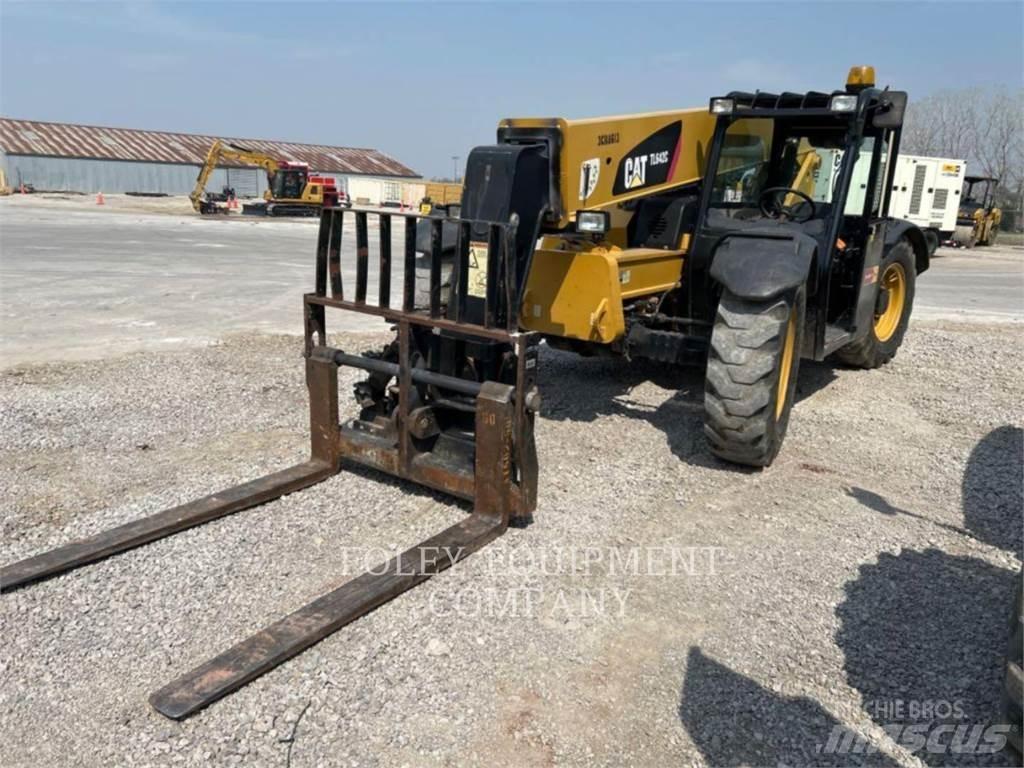 CAT TL642CO Teleskopski viličarji