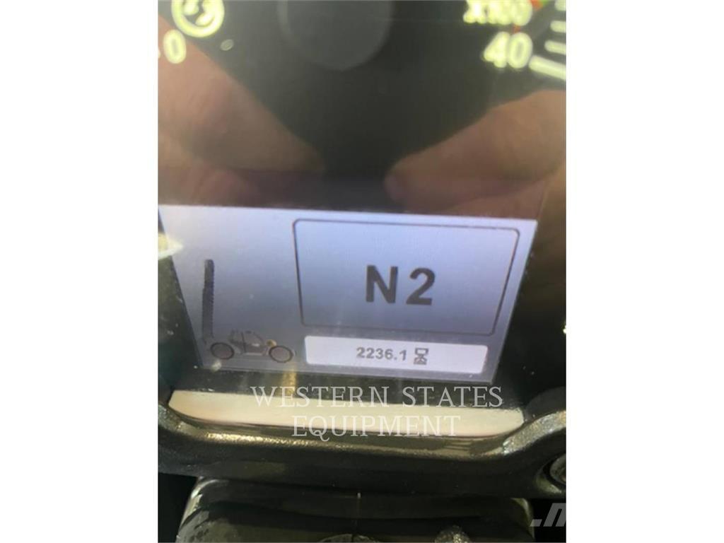 CAT TL642D Teleskopski viličarji