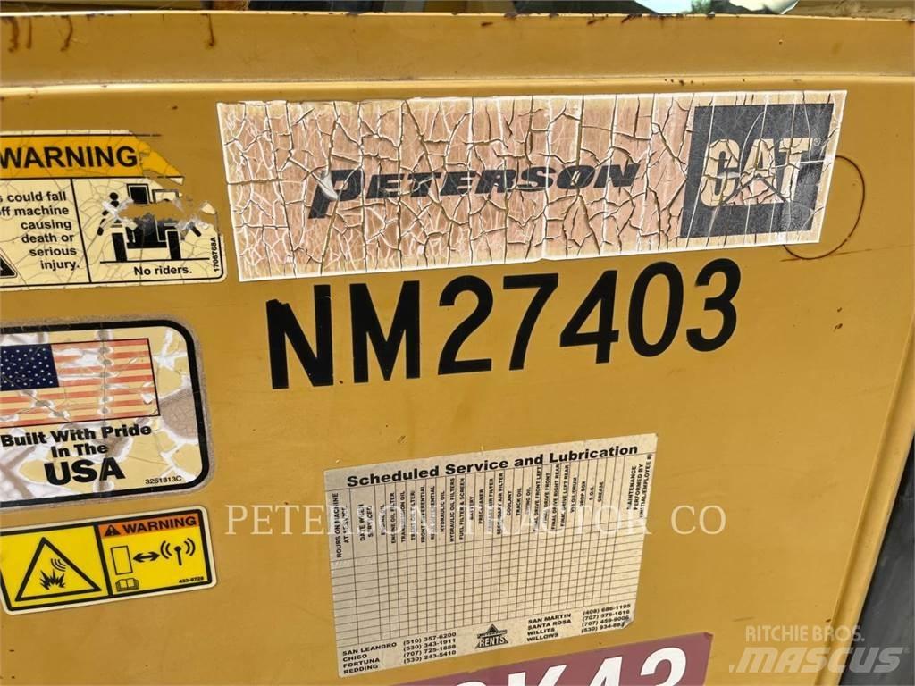 CAT TL943 Teleskopski viličarji