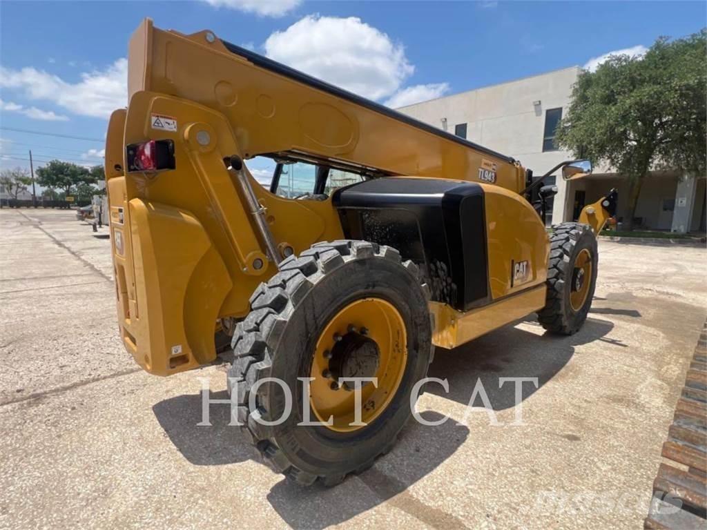 CAT TL943 Kolesni nakladalci