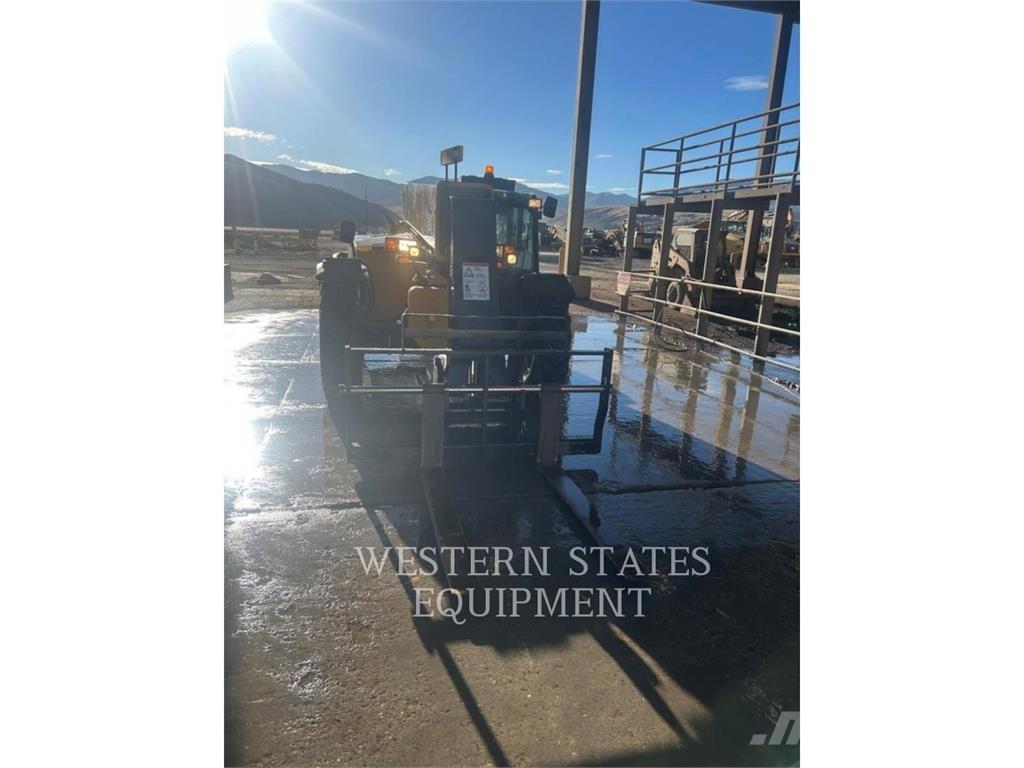 CAT TL943C Teleskopski viličarji