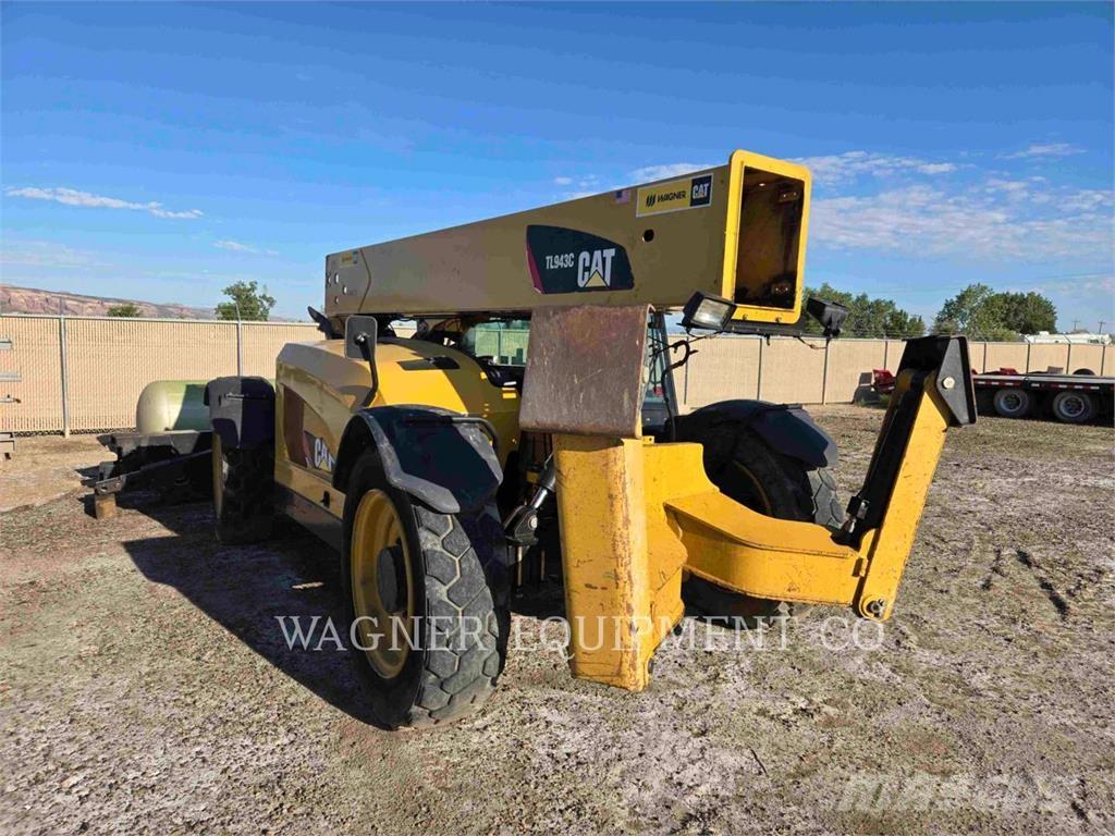 CAT TL943C Teleskopski viličarji