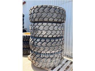 CAT TRWL93820T Kolesni nakladalci