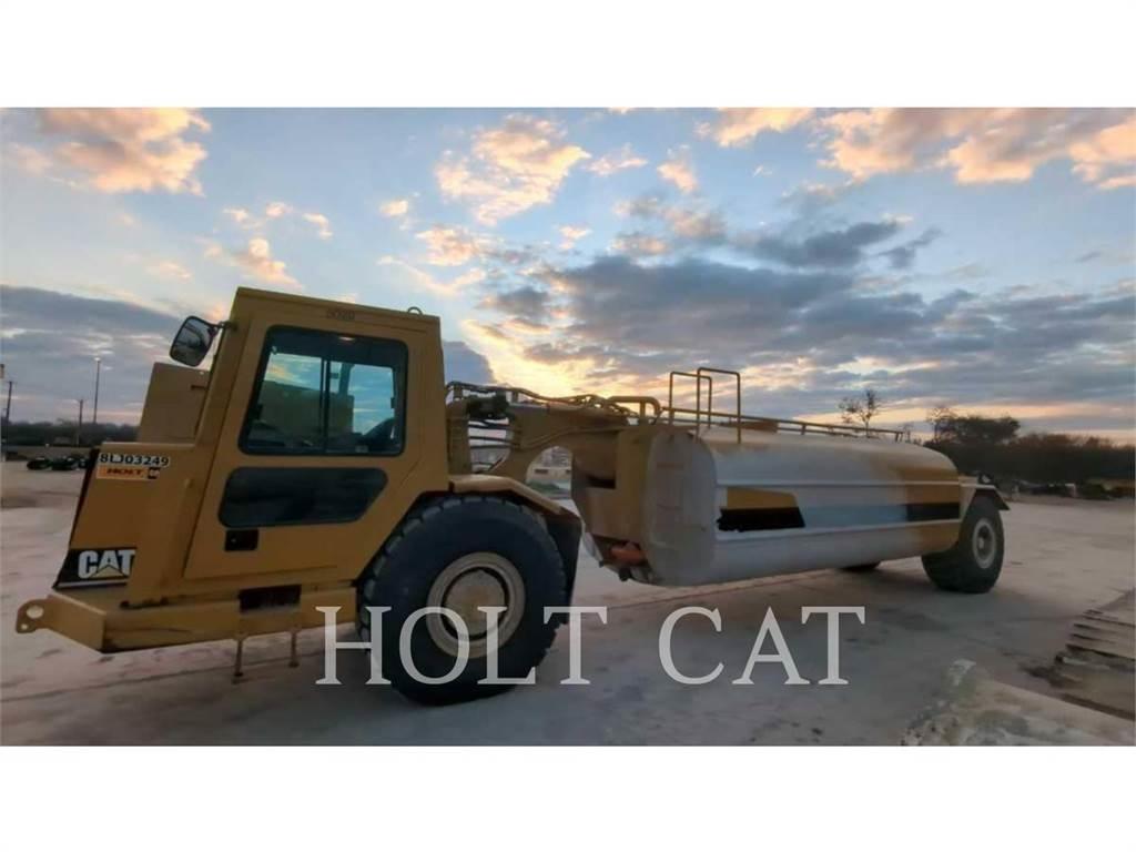 CAT W00 613C Tovornjaki cisterne