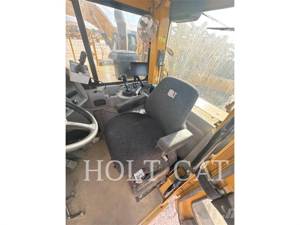 CAT W00 621G Strgalci