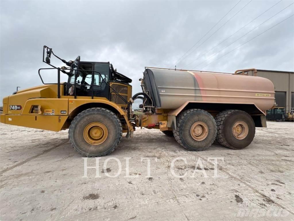 CAT W00 740GC Tovornjaki cisterne