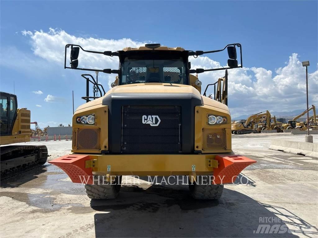 CAT WT 740 GC Tovornjaki cisterne