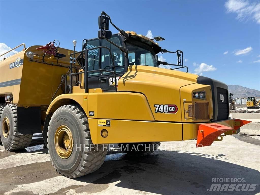 CAT WT 740 GC Tovornjaki cisterne