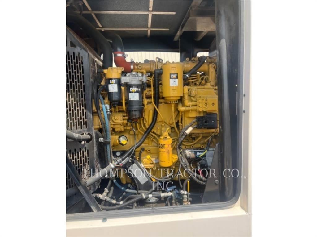 CAT XQ 230 Drugi agregati